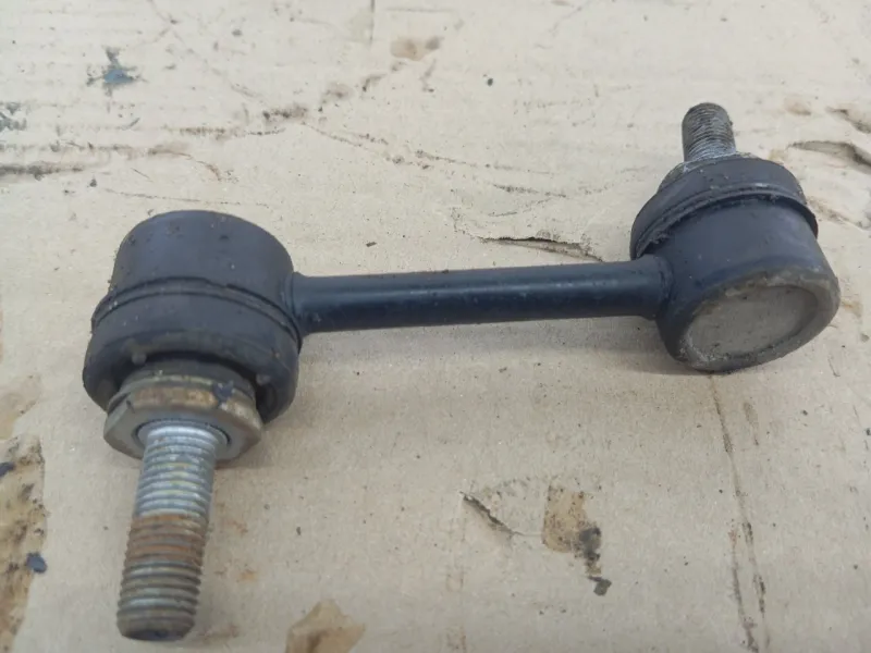 Стойка стабилизатора