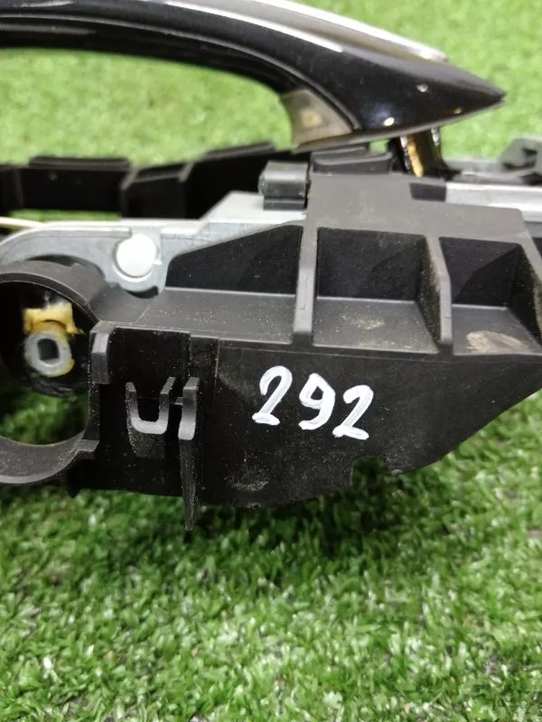 Ручка двери наружняя