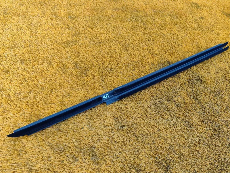 Уплотнитель стекла двери