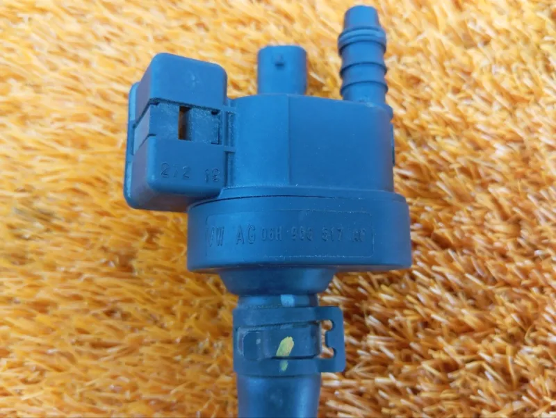 Клапан вентиляции топливного бака