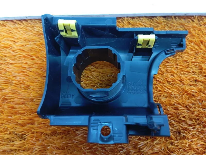 Накладка на торпедо