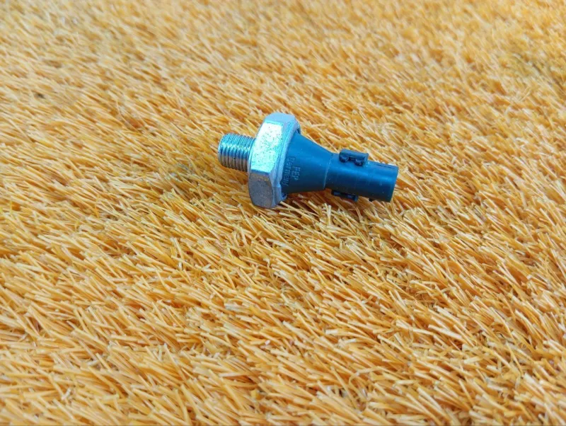 Датчик давления масла