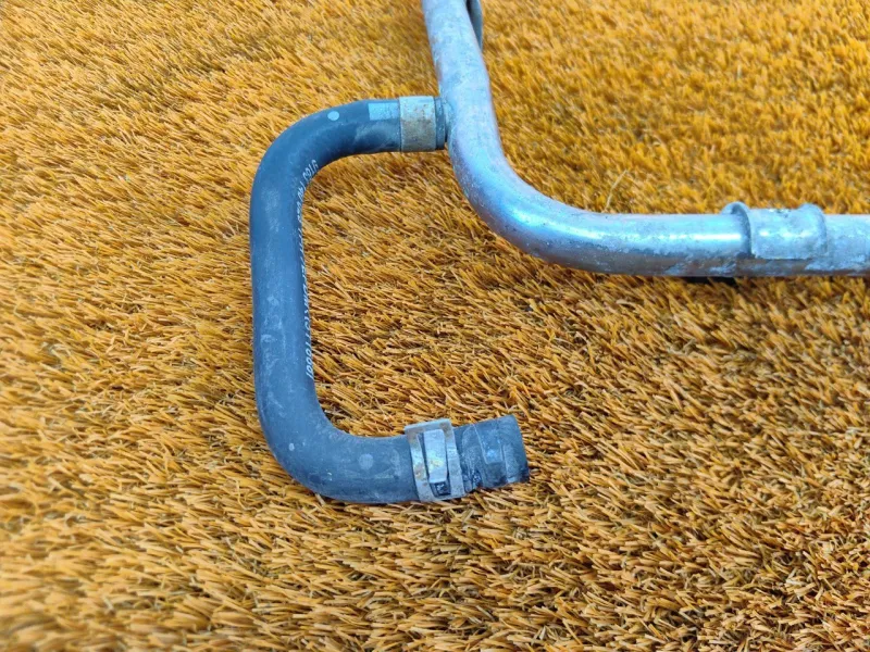 Трубка системы охлаждения