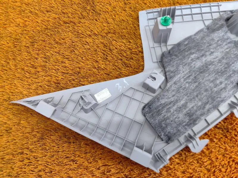 Обшивка стойки