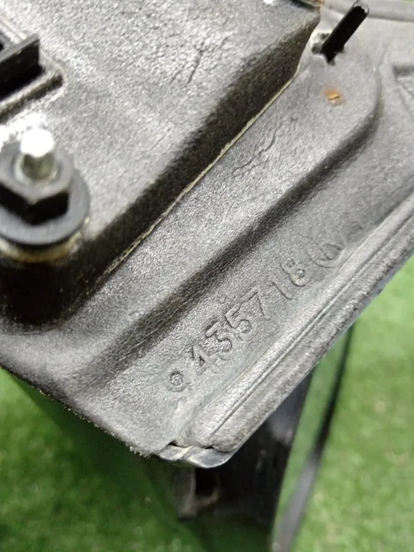 Зеркало боковое