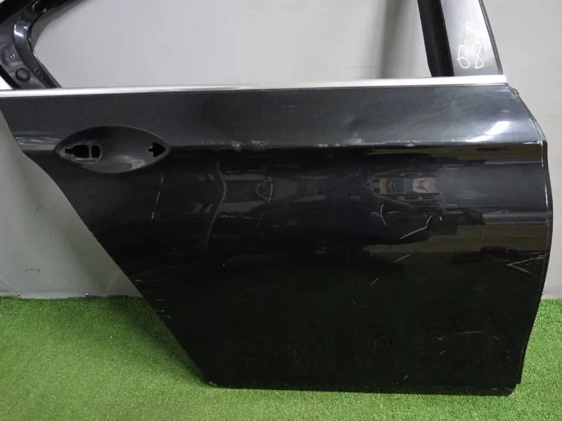 Дверь BMW 5-Series 2010 41007206114 F10, задняя правая