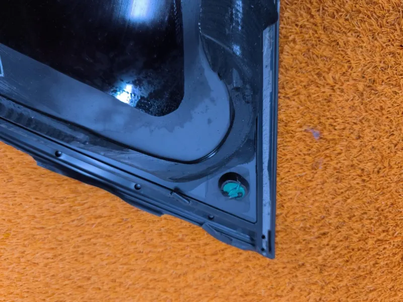 Форточка задняя