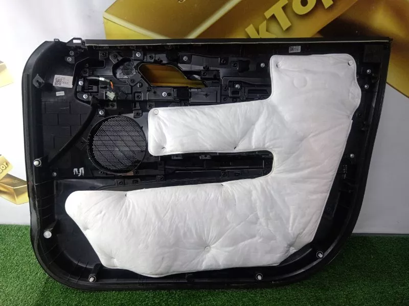 Обшивка двери