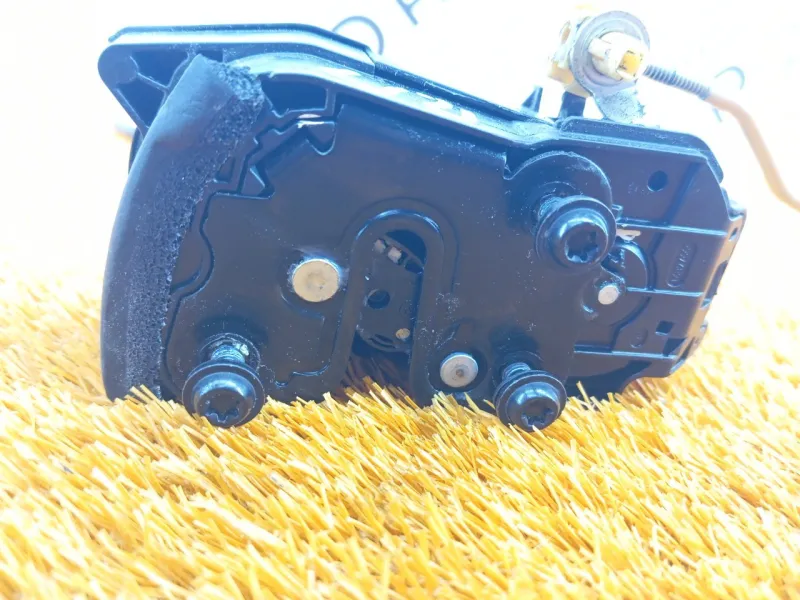 Замок двери