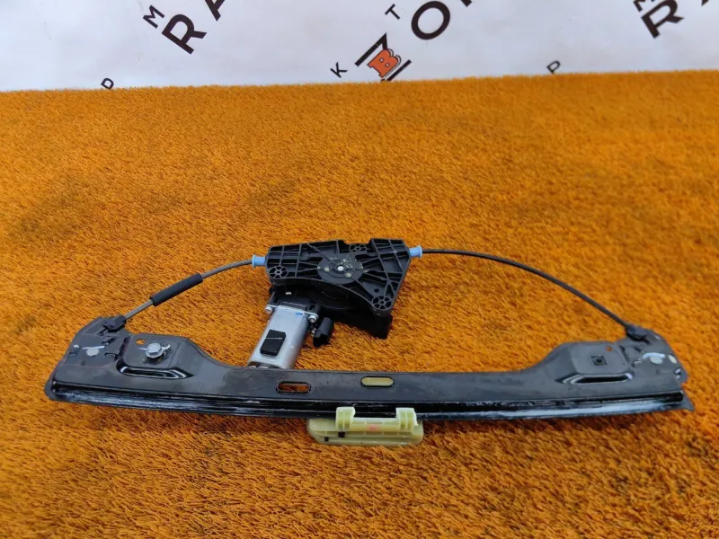 Стеклоподъемник