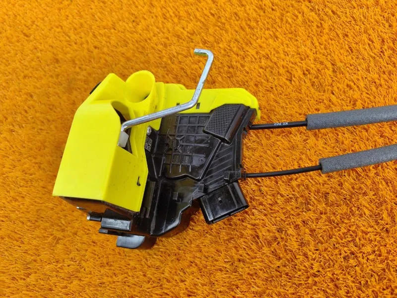 Замок двери