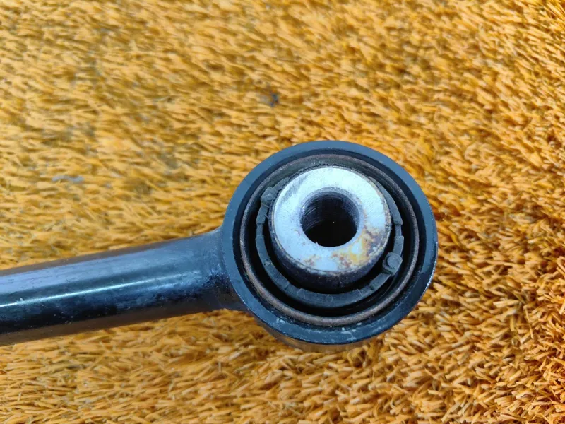 Рычаг подвески