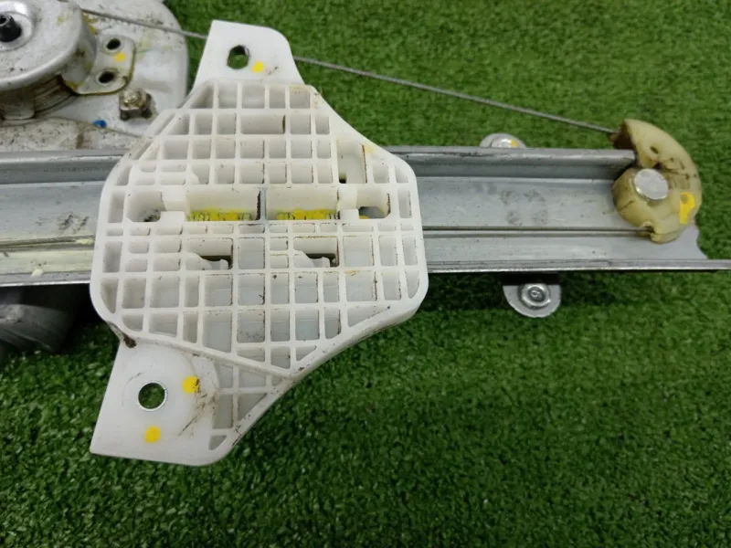 Стеклоподъемник