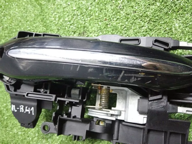 Ручка двери наружняя