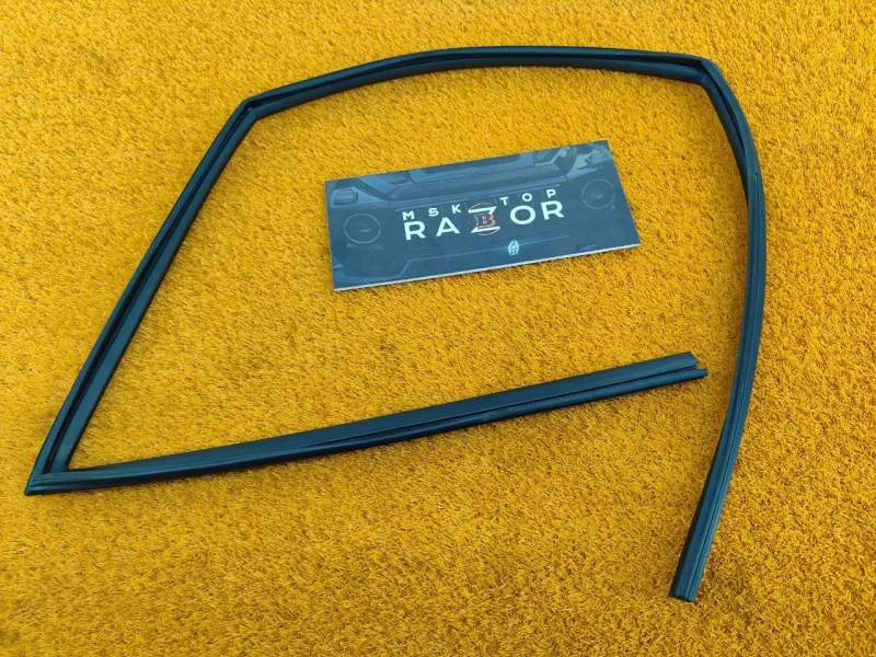 Уплотнитель стекла двери