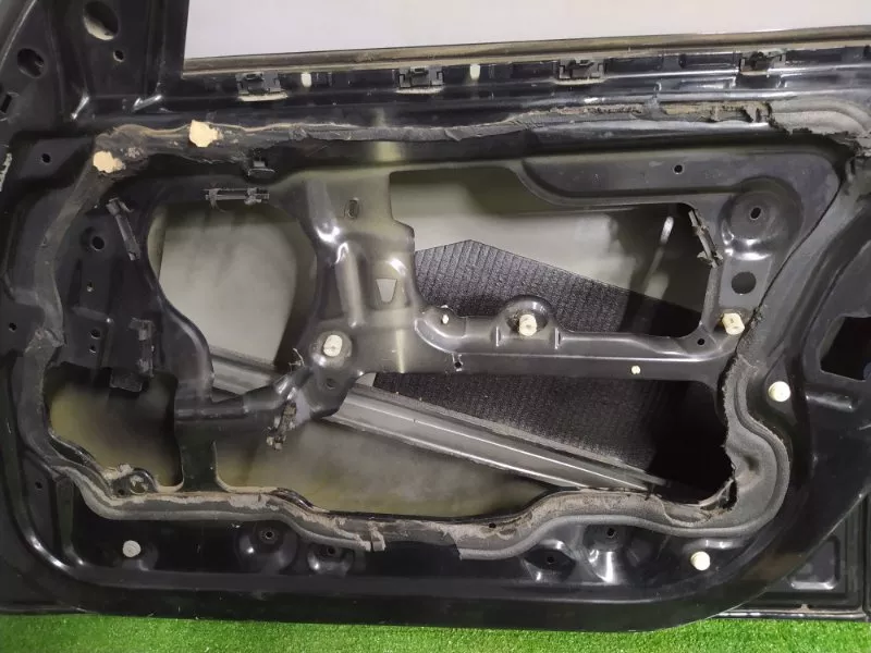 Дверь BMW 3-Series 2005 41007203644 E90, передняя правая