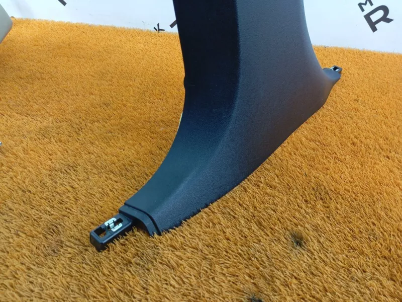 Накладка на стойку кузова