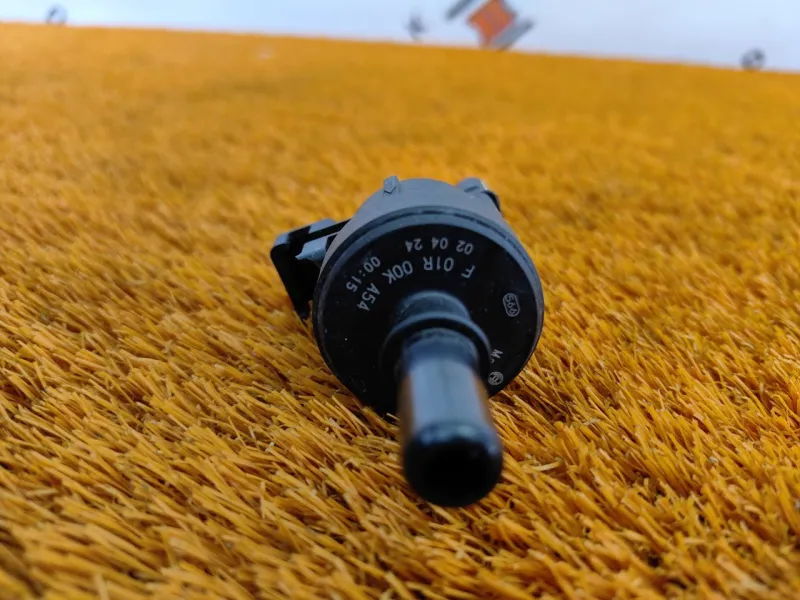 Клапан вентиляции топливного бака