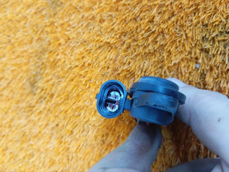 Кнопка багажника