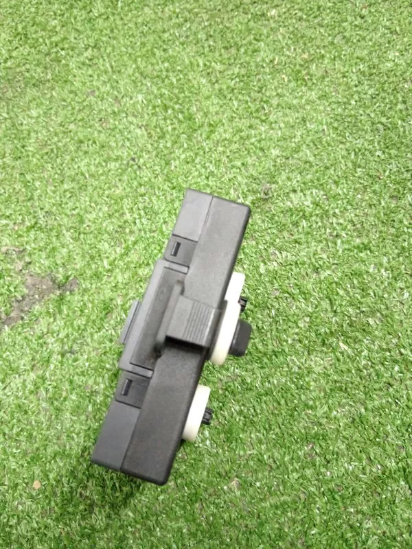 Блок управления дверьми