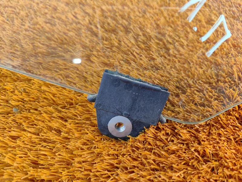 Стекло двери