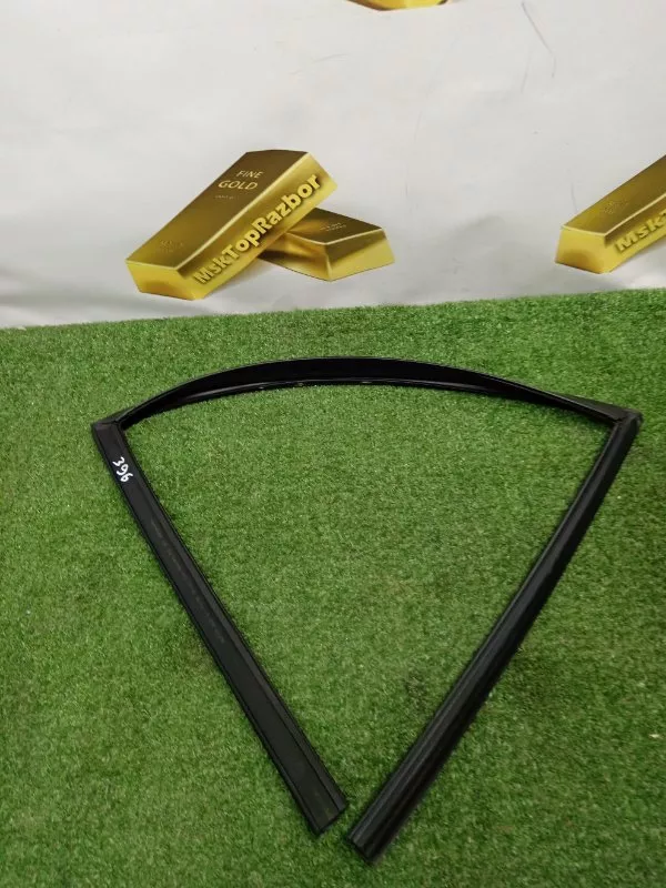 Уплотнитель двери