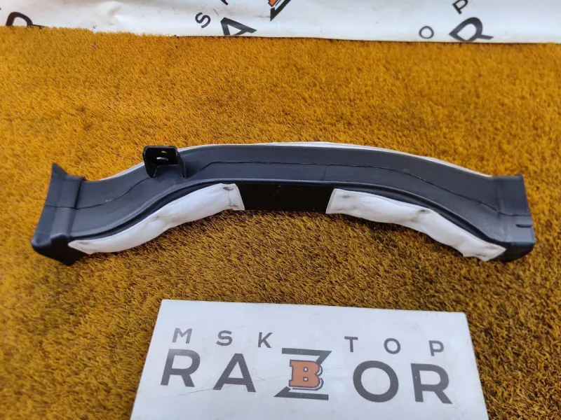 Воздуховод салона