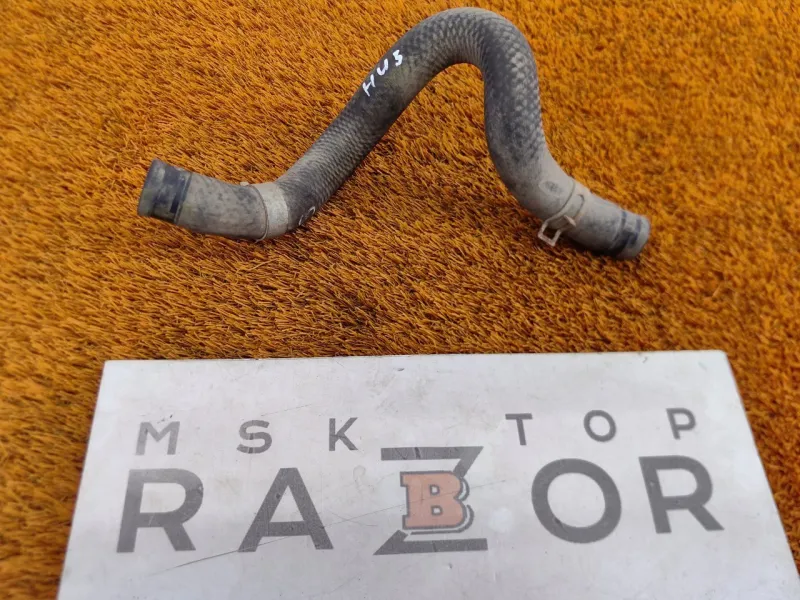 Патрубок отопителя