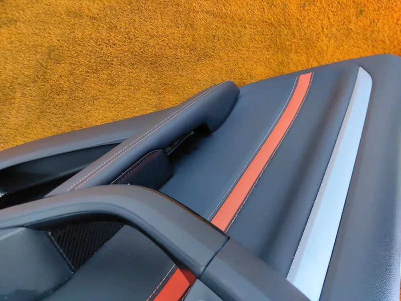 Обшивка двери