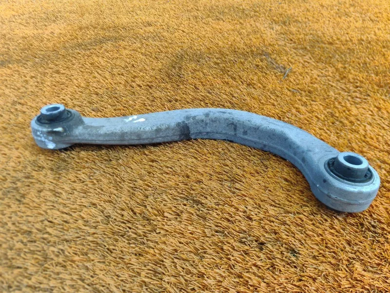 Рычаг подвески