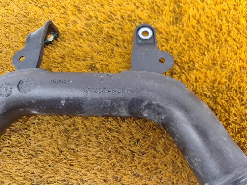 Патрубок интеркулера