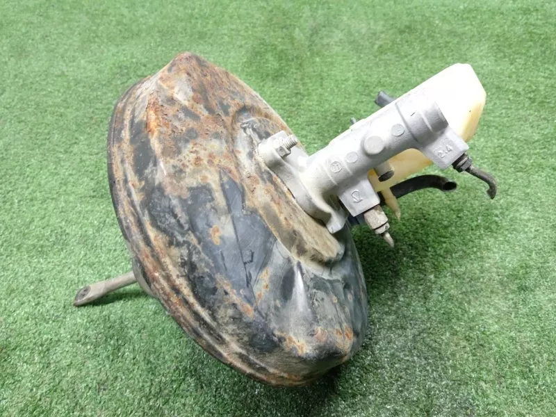 Главный тормозной цилиндр