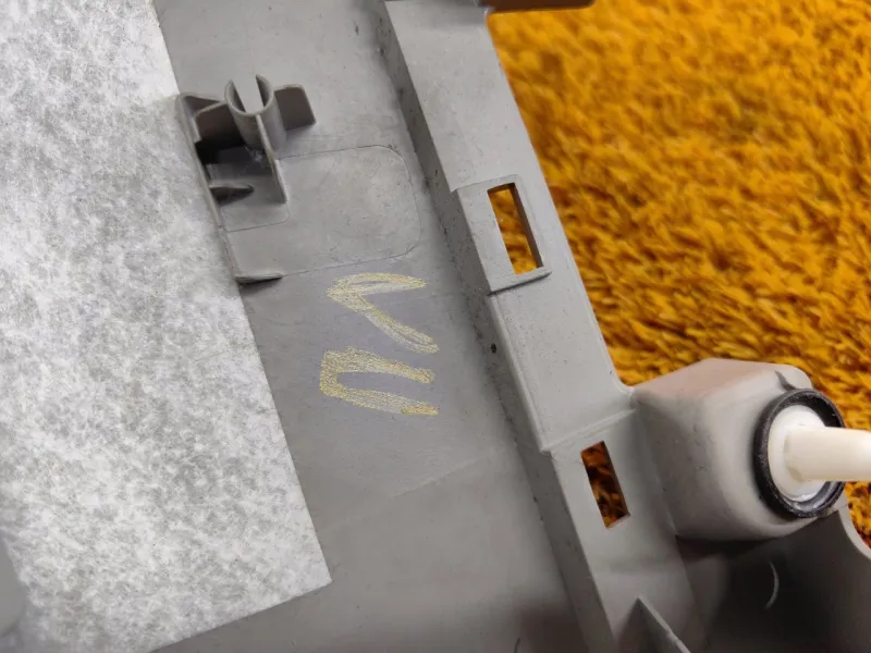 Накладка на стойку кузова