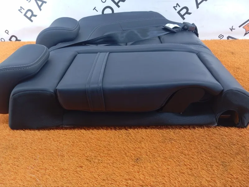 Спинка сиденья