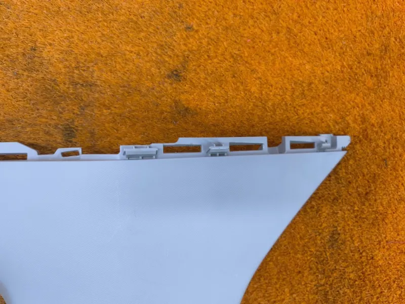 Накладка на стойку кузова