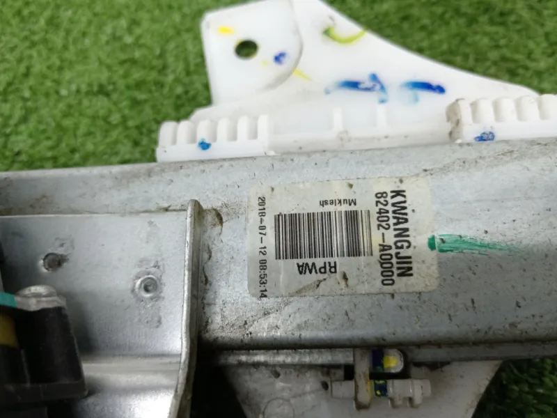 Стеклоподъемник