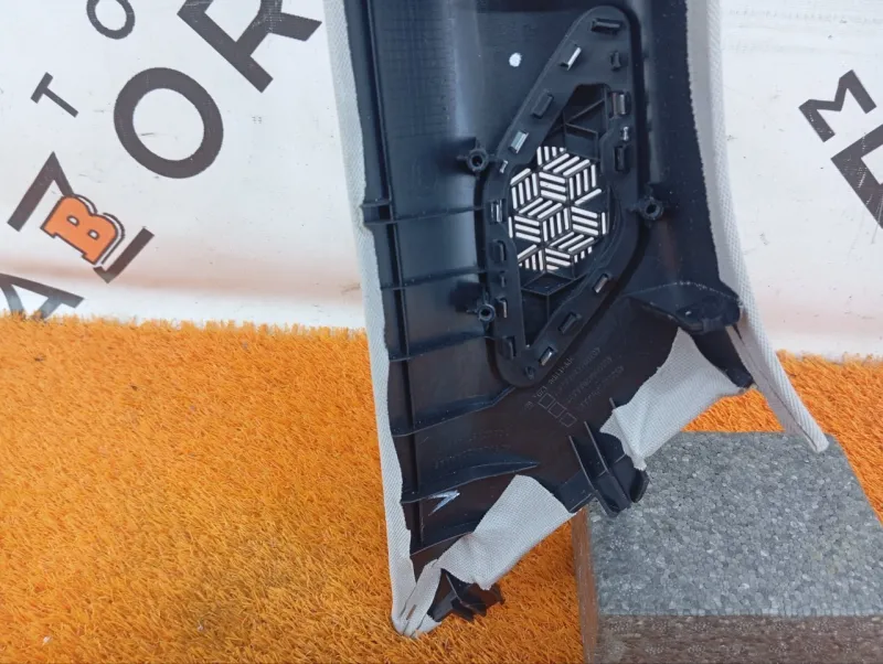 Обшивка стойки