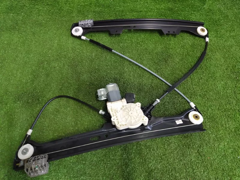 Стеклоподъемник BMW 5-Series 2004 51337075668 E60, передний правый