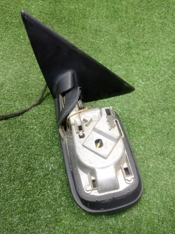 Зеркало боковое