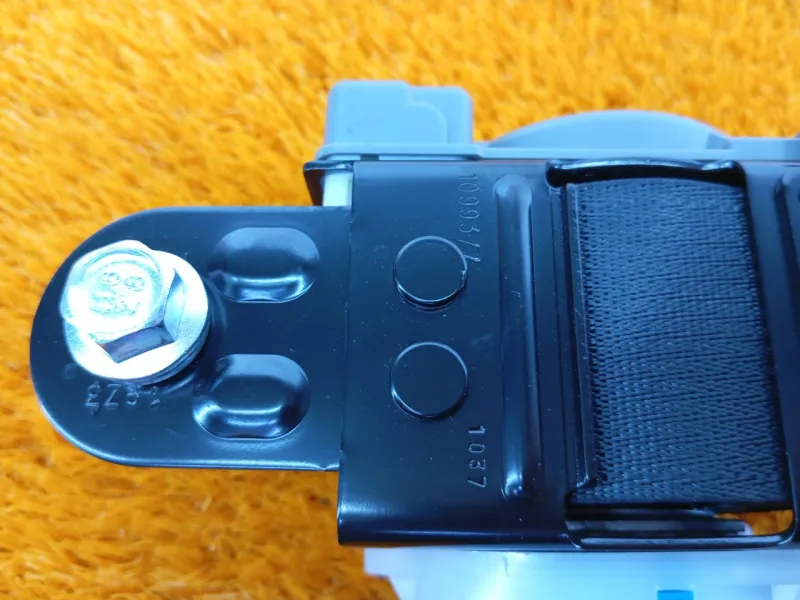 Ремень безопасности