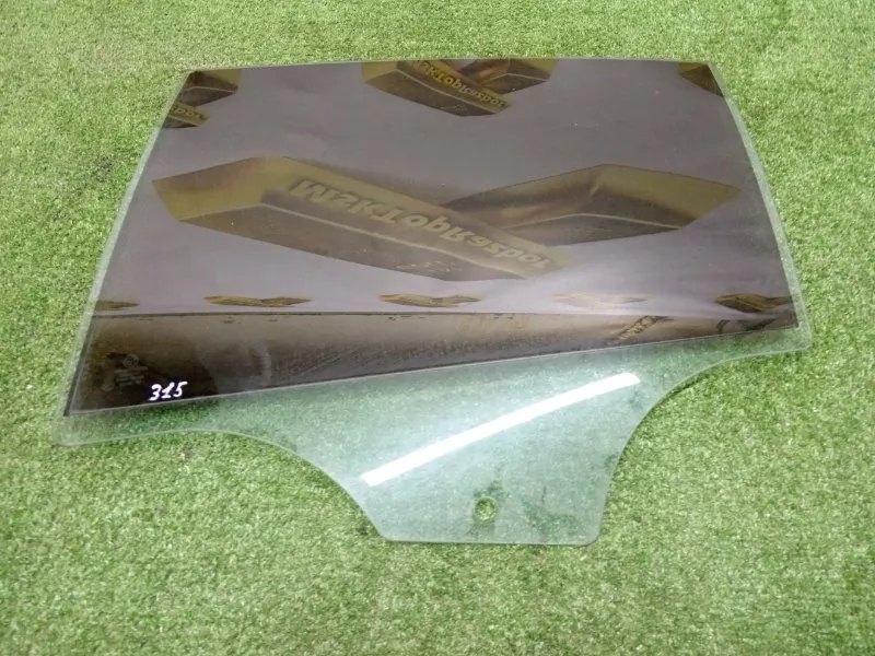 Стекло двери BMW 5-Series 2010 51357182125 F10, заднее левое