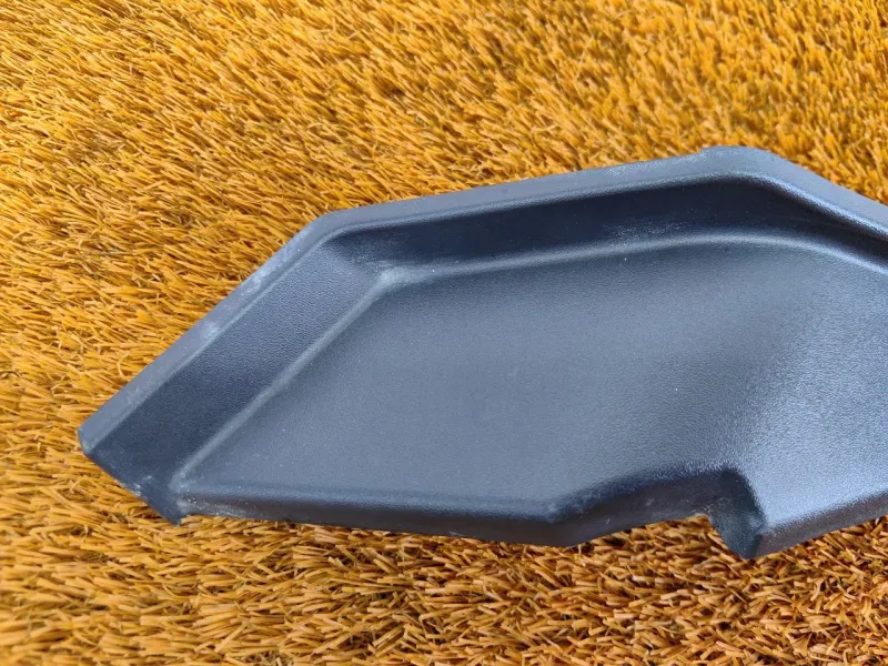 Уголок жабо