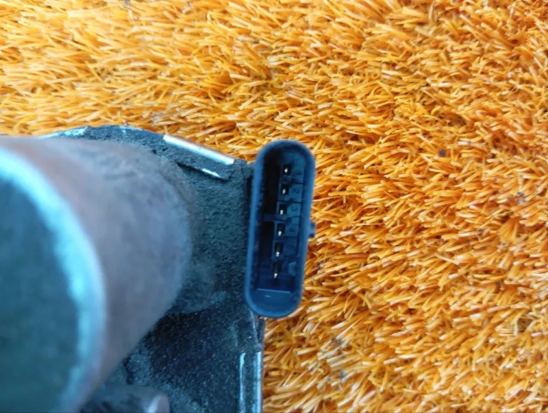 Дроссельная заслонка