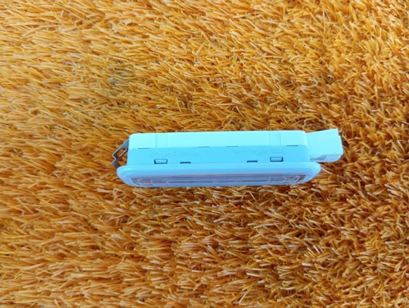 Плафон подсветки салона