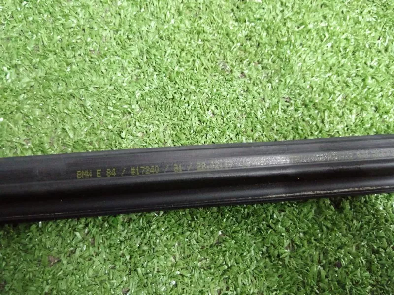 Молдинг стекла