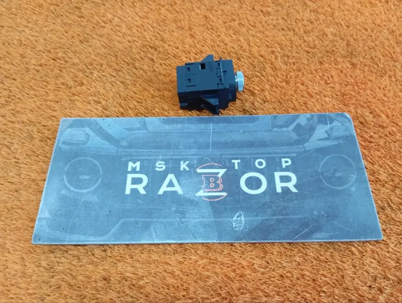 Блок управления магнитолой