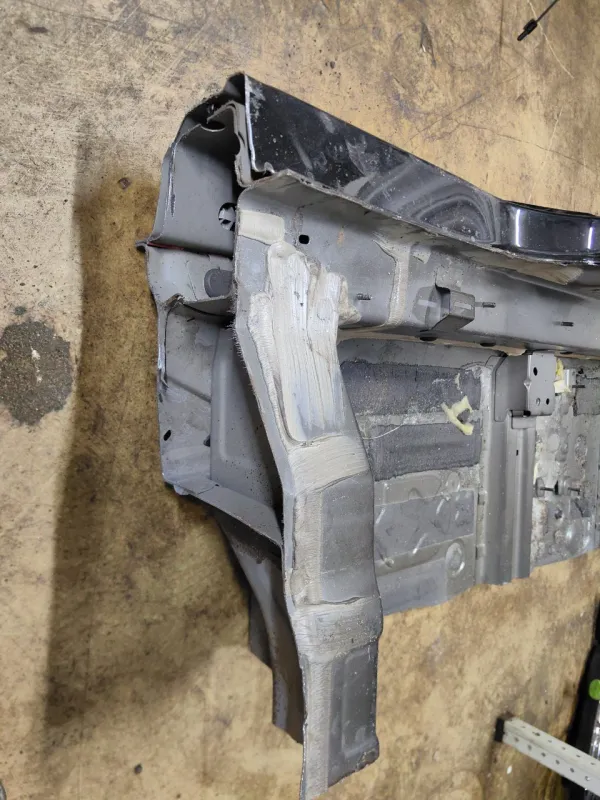 Порог с центральной стойкой