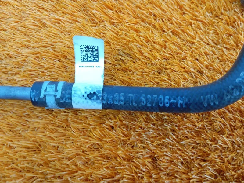 Шланг топливный