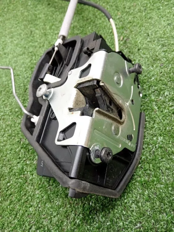 Замок двери