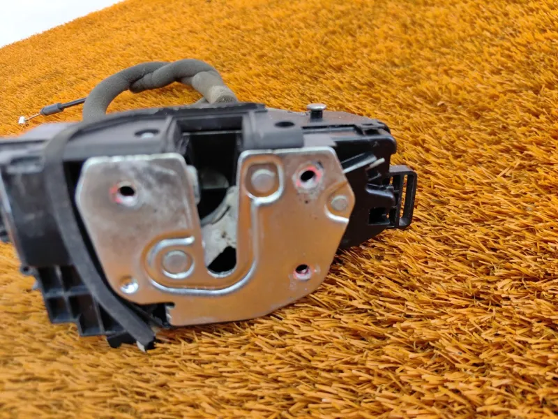 Замок двери